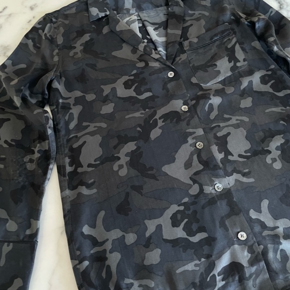 Equipment Camouflage Print Silk Blouse - Picture 5 of 14